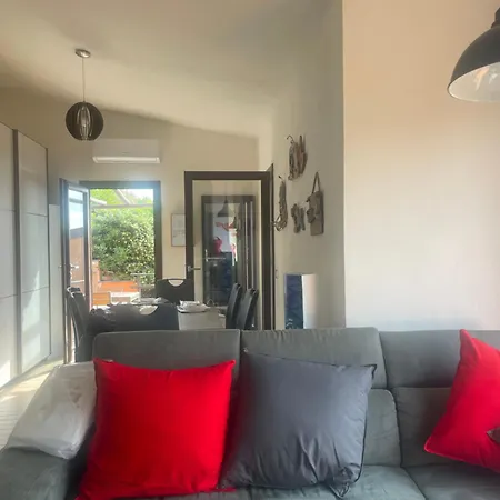 别墅 Domo A Mare Magomadas