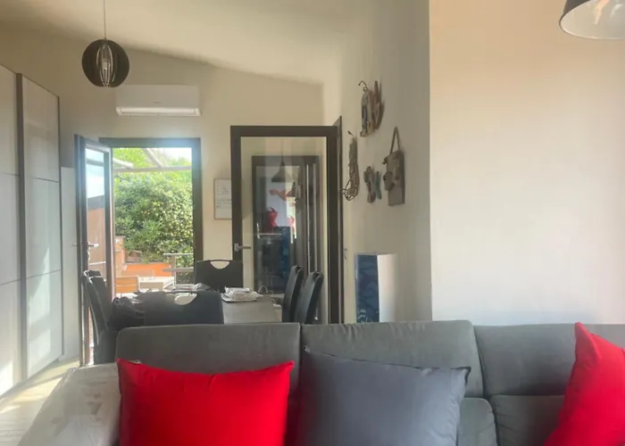 Villa Domo A Mare Magomadas